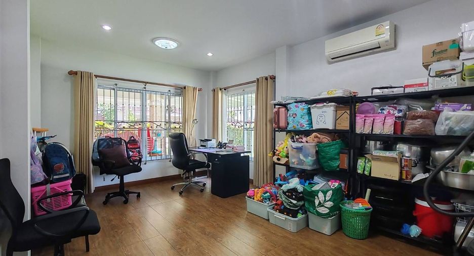 出售 4 卧室 独立屋 在 San Kamphaeng, Chiang Mai
