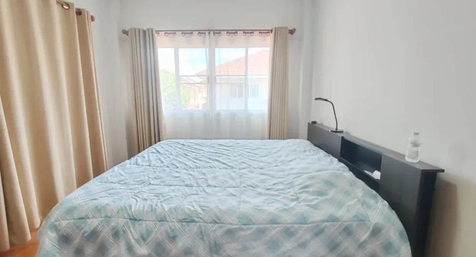 出售 4 卧室 独立屋 在 San Kamphaeng, Chiang Mai