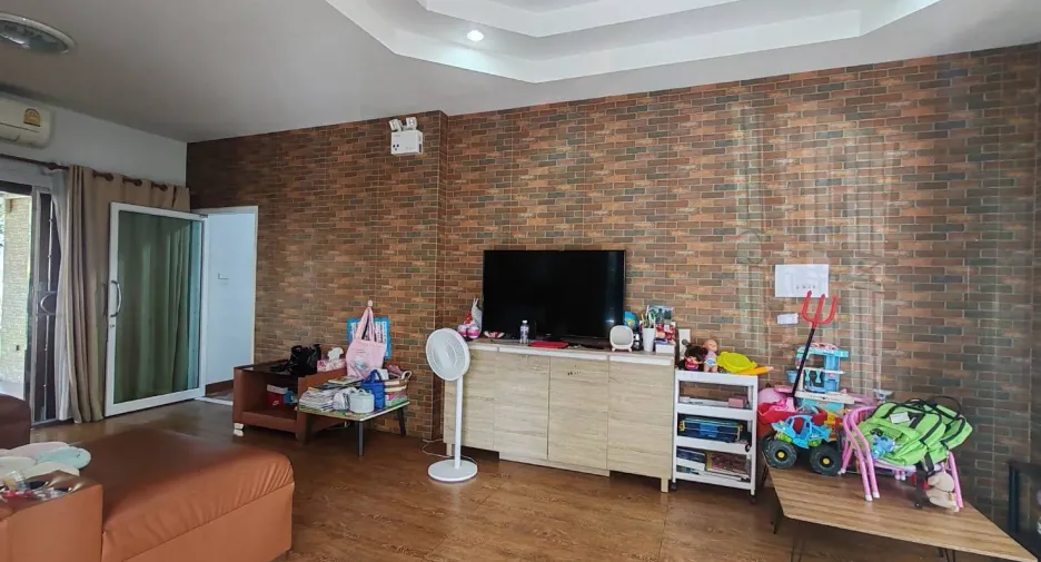 出售 4 卧室 独立屋 在 San Kamphaeng, Chiang Mai