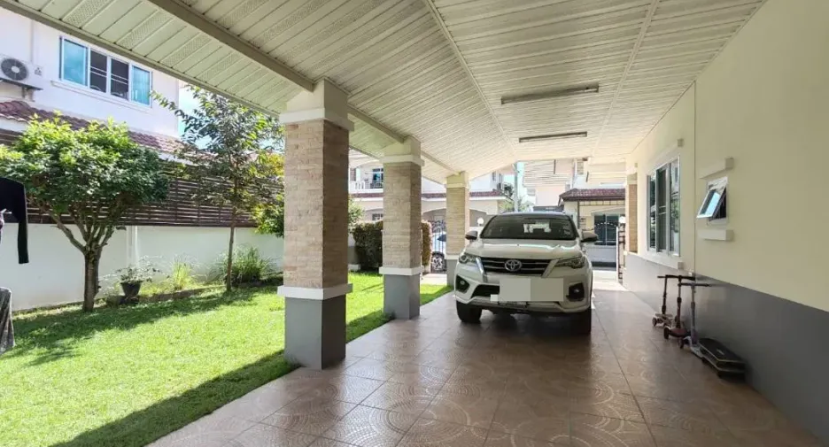 出售 4 卧室 独立屋 在 San Kamphaeng, Chiang Mai