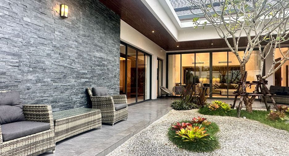 For rent 4 bedrooms villa in Thalang, Phuket