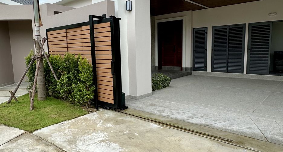 For rent 4 bedrooms villa in Thalang, Phuket