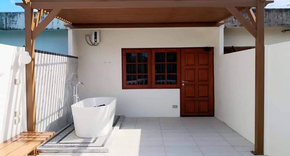 Продажа 4 спальни таунхаус в Mueang Chiang Mai, Чианг Маи
