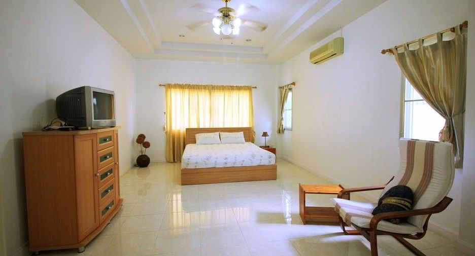 À louer 2 chambres maison à Bang Lamung, Chonburi