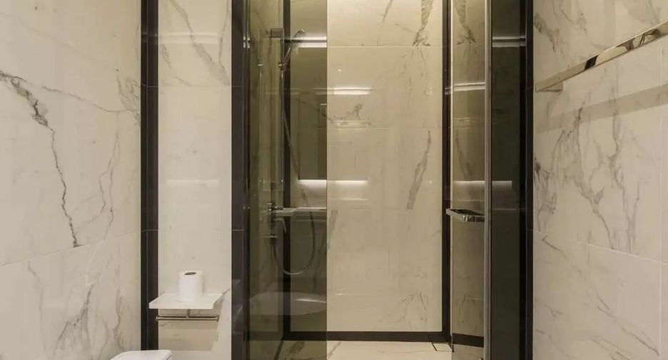 For sale and for rent 2 bedrooms condo in Watthana, Bangkok