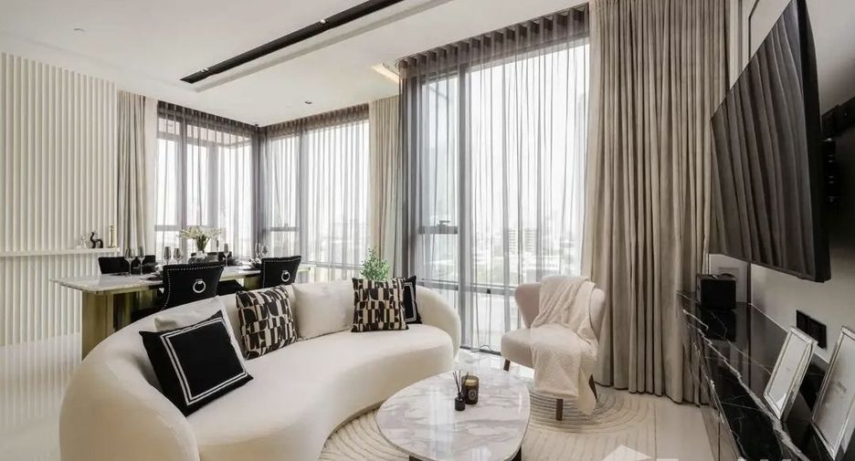 For sale and for rent 2 bedrooms condo in Watthana, Bangkok