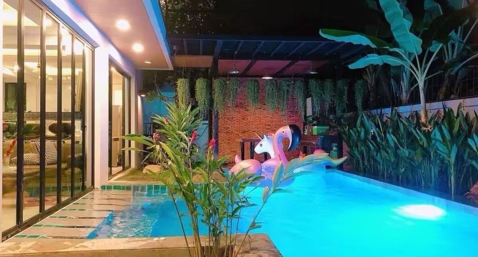 À louer 3 chambres maison à San Kamphaeng, Chiang Mai
