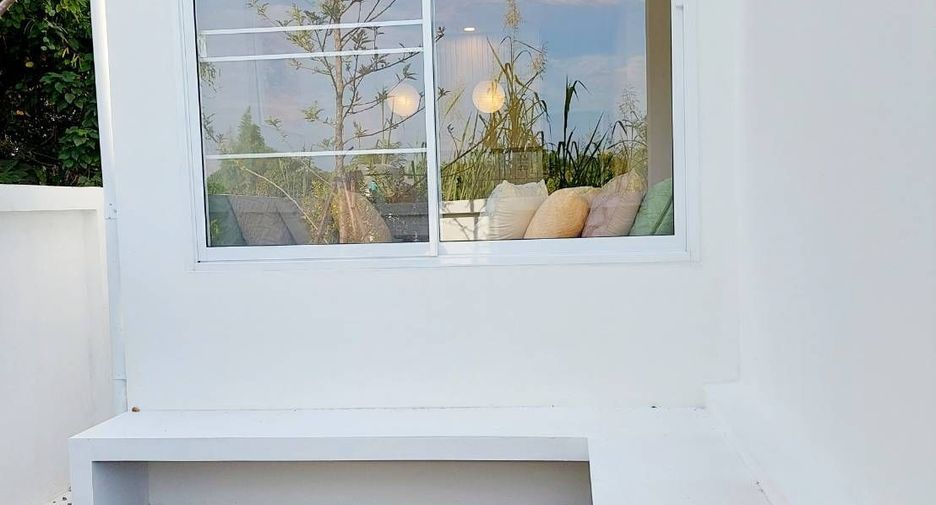 For sale 3 bedrooms house in Saraphi, Chiang Mai
