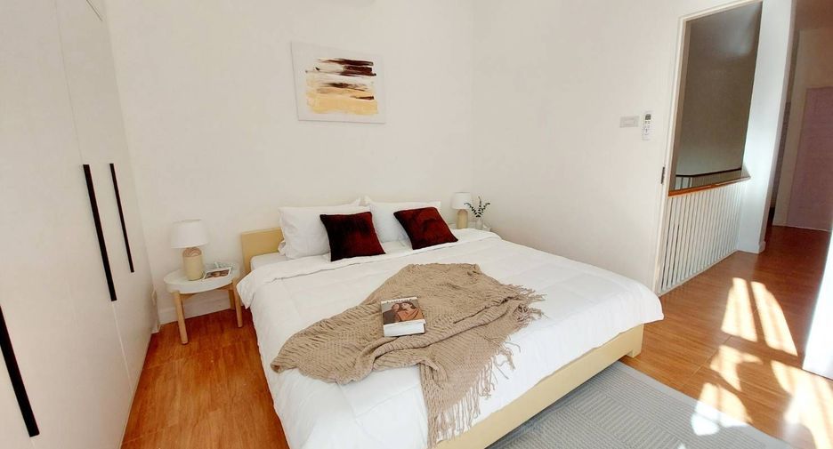 For sale 3 bedrooms house in Saraphi, Chiang Mai