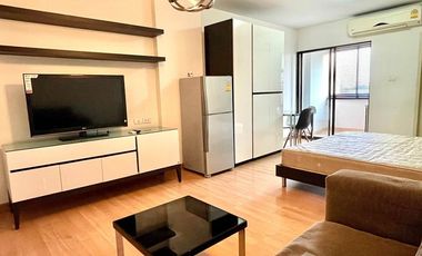 À louer studio condo à Bang Kapi, Bangkok