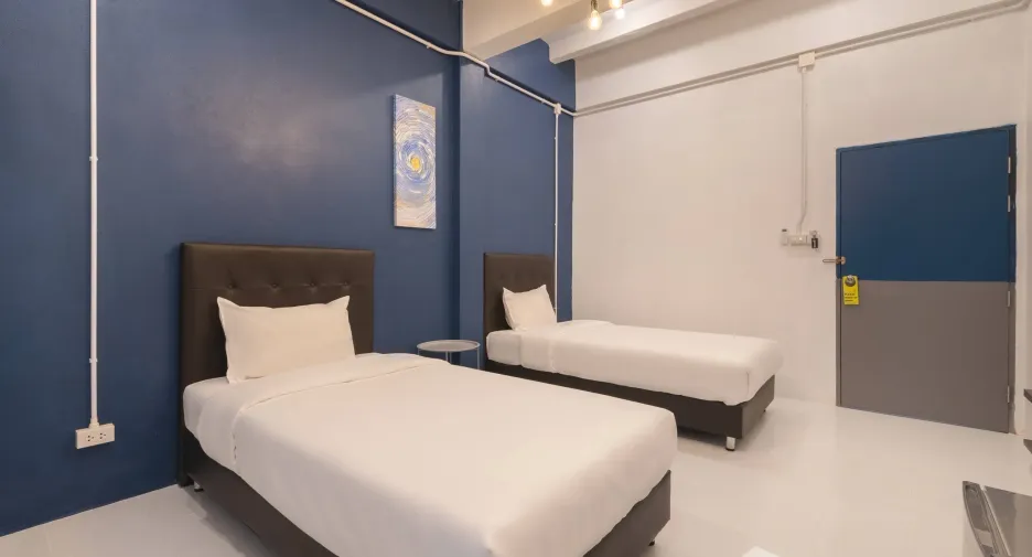 For sale 33 bedrooms hotel in Mueang Chiang Mai, Chiang Mai
