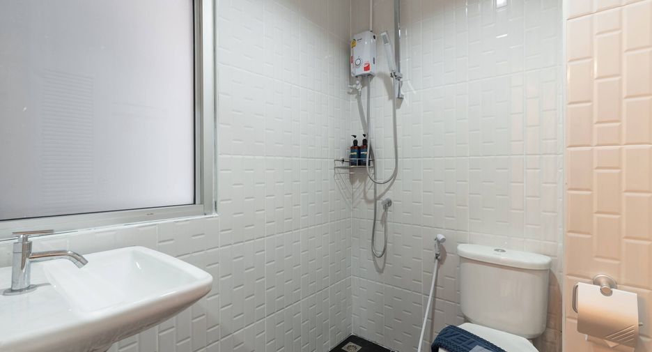 For sale 33 bedrooms hotel in Mueang Chiang Mai, Chiang Mai