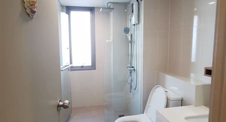 Condo en venta de 2 habitaciones en Yan Nawa, Bangkok