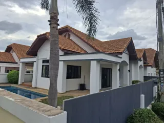 For Rent 3 Bedroom Villa In Bang Lamung, Chonburi