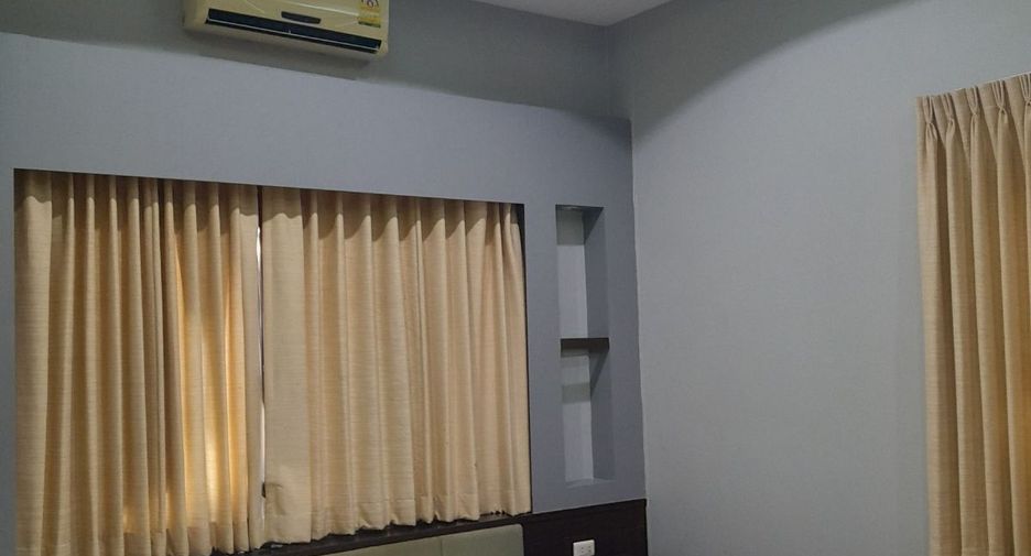 For sale and for rent 3 bedrooms villa in Bang Lamung, Chonburi