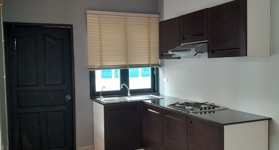 For sale and for rent 3 bedrooms villa in Bang Lamung, Chonburi