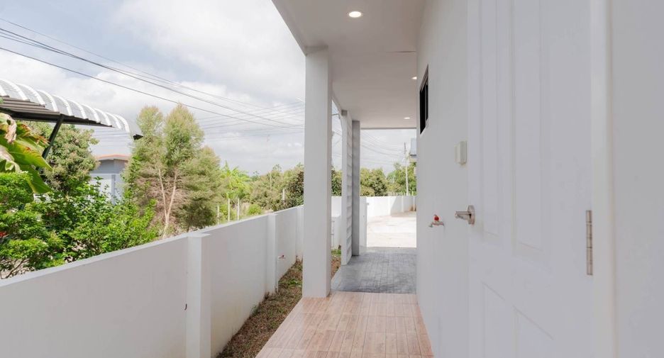 For sale 3 bedrooms house in Saraphi, Chiang Mai