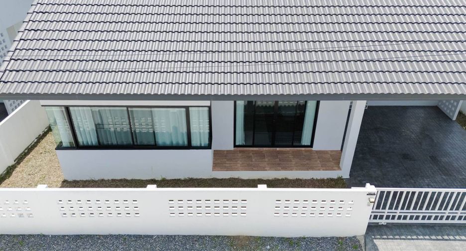 For sale 3 bedrooms house in Saraphi, Chiang Mai