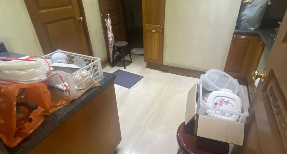 Wohnung zum Kauf mit 3 Zimmer in Khlong San, Bangkok