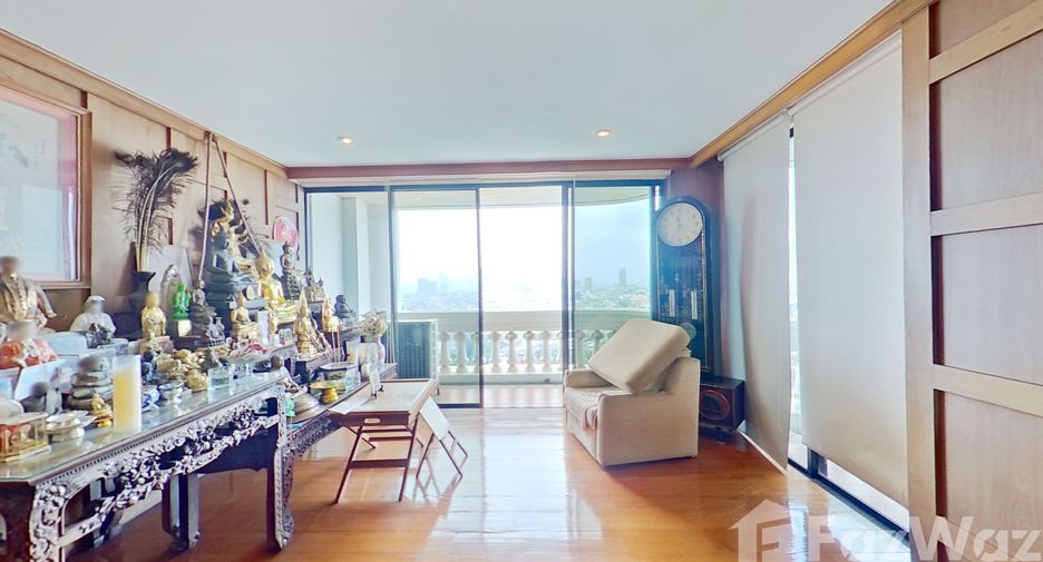 Wohnung zum Kauf mit 3 Zimmer in Khlong San, Bangkok