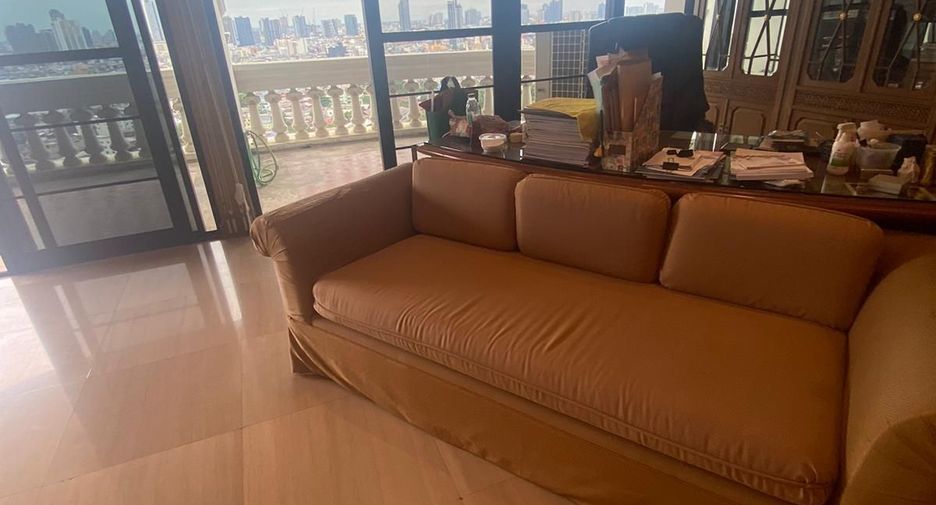 Wohnung zum Kauf mit 3 Zimmer in Khlong San, Bangkok
