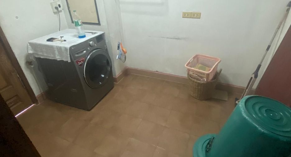 Wohnung zum Kauf mit 3 Zimmer in Khlong San, Bangkok