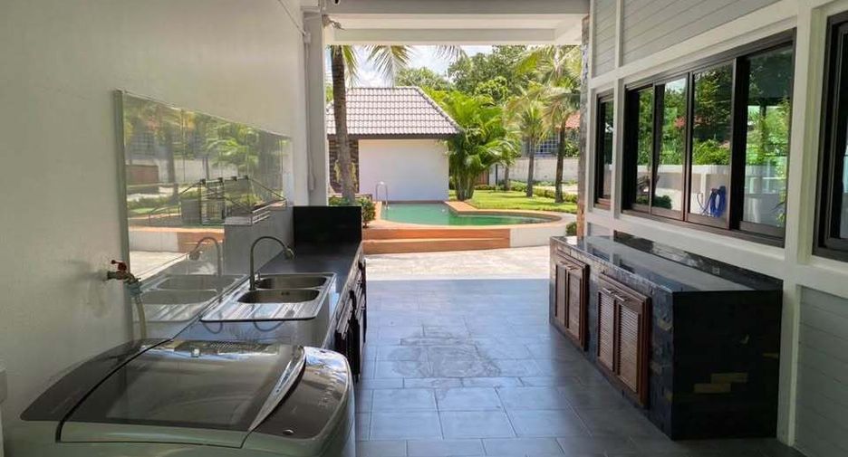 Haus zum Kauf mit 5 Zimmer in San Sai, Chiang Mai