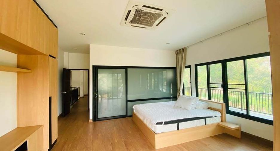 Haus zum Kauf mit 5 Zimmer in San Sai, Chiang Mai