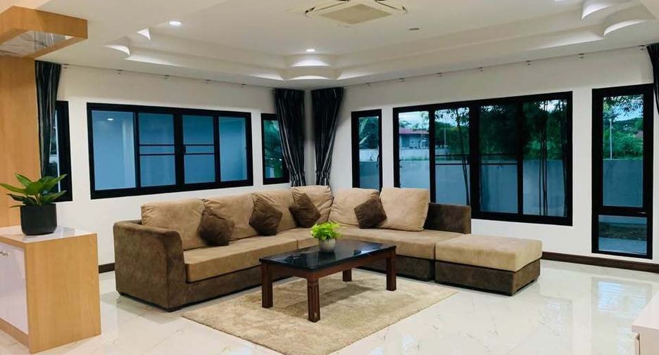 Haus zum Kauf mit 5 Zimmer in San Sai, Chiang Mai