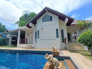 À vendre et à louer 3 chambres maison à Bang Lamung, Chonburi