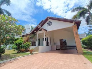 À vendre et à louer 3 chambres maison à Bang Lamung, Chonburi