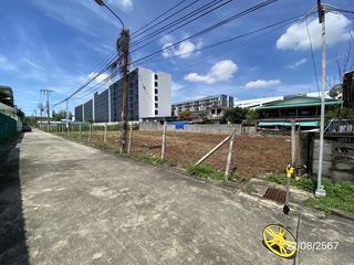 出售 土地 在 Bang Na, 曼谷