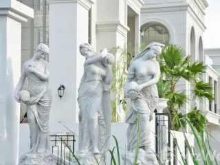 For sale 4 bedrooms villa in Hang Dong, Chiang Mai