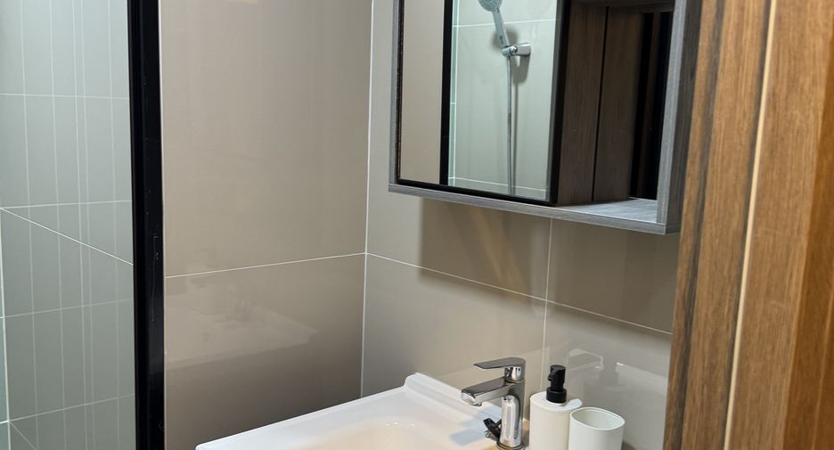 À louer 1 chambre condo à Bang Na, Bangkok