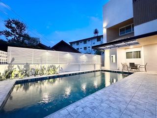 For rent 4 bedrooms villa in Mueang Chiang Mai, Chiang Mai