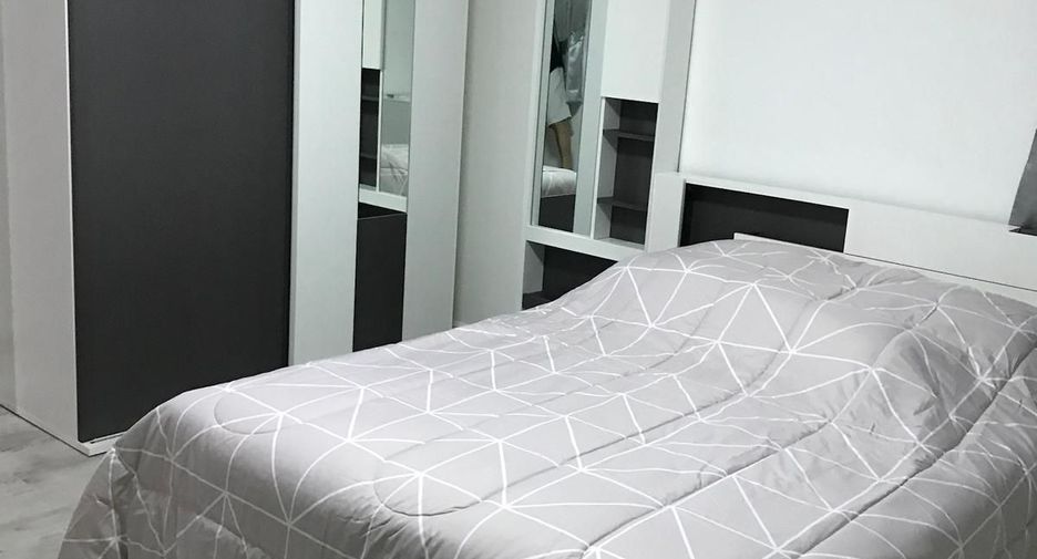 For sale and for rent 3 bedrooms condo in Watthana, Bangkok