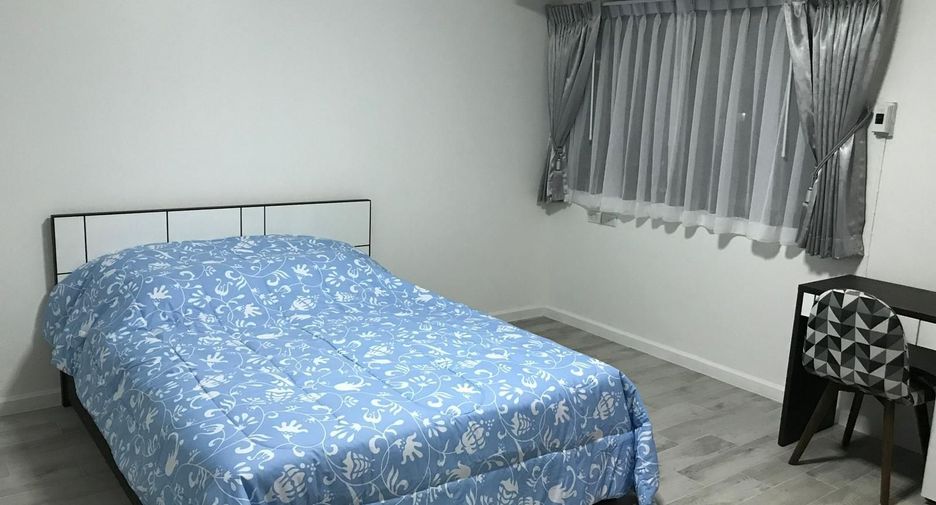 For sale and for rent 3 bedrooms condo in Watthana, Bangkok