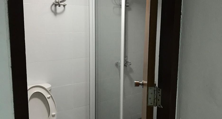 For sale and for rent 3 bedrooms condo in Watthana, Bangkok