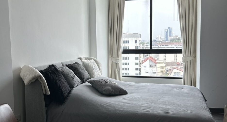 For sale 1 bed condo in Sathon, Bangkok