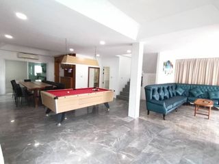 Casa en venta y en alquiler de 7 habitaciones en Bang Lamung, Chonburi