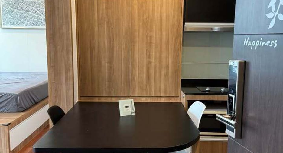 For sale 1 bed condo in Pathum Wan, Bangkok