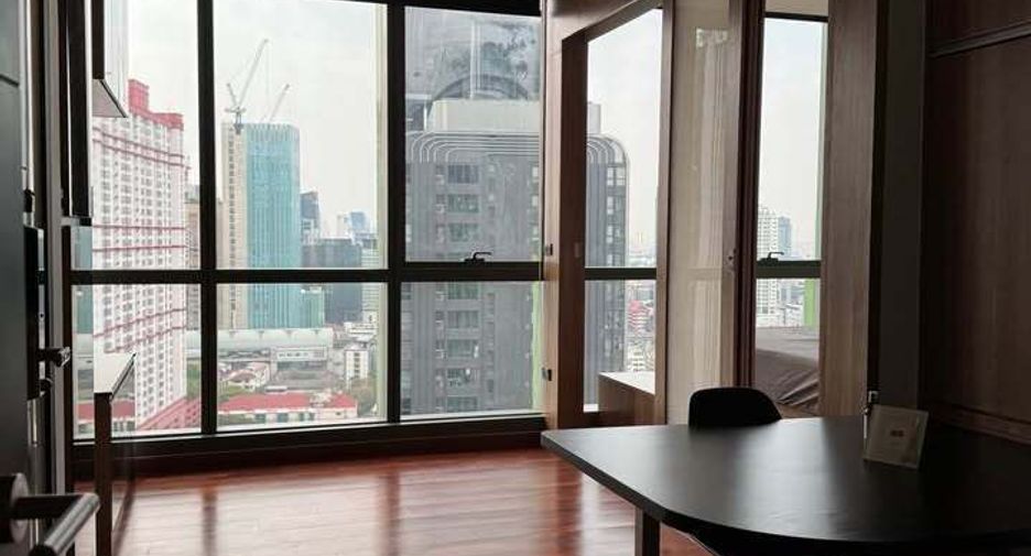 For sale 1 bed condo in Pathum Wan, Bangkok