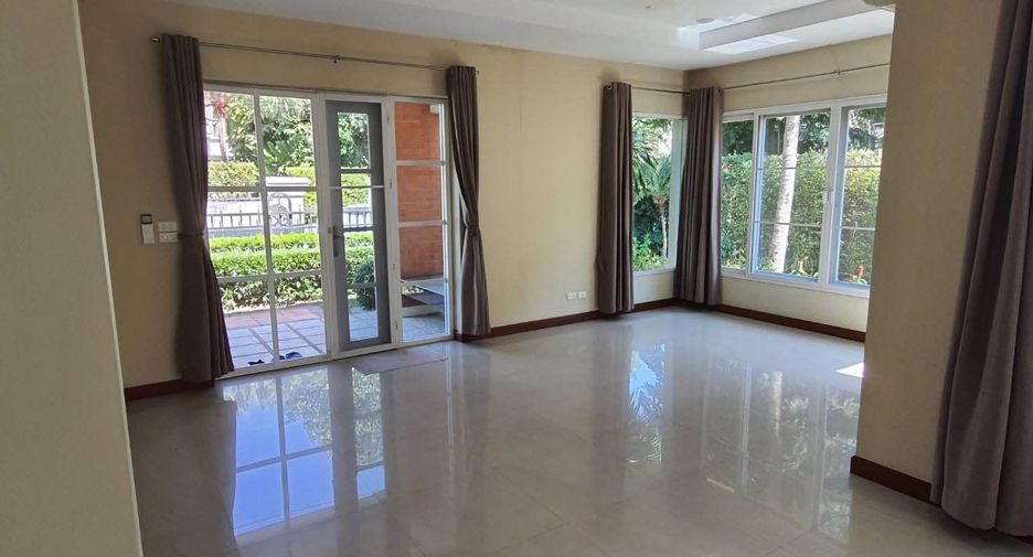 For sale 3 bedrooms house in Mueang Chiang Mai, Chiang Mai