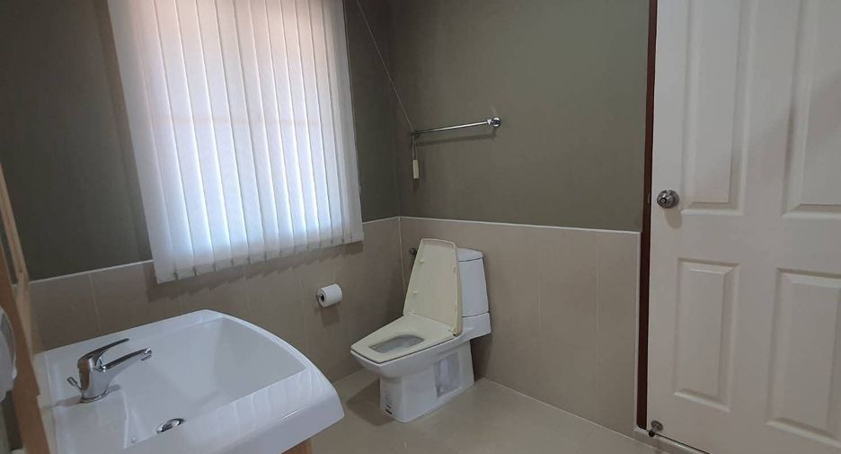 For sale 3 bedrooms house in Mueang Chiang Mai, Chiang Mai