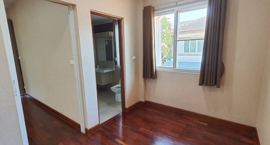 For sale 3 bedrooms house in Mueang Chiang Mai, Chiang Mai