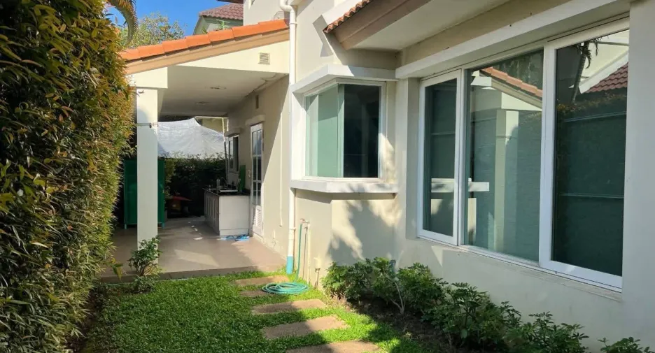 For sale 3 bedrooms house in Mueang Chiang Mai, Chiang Mai
