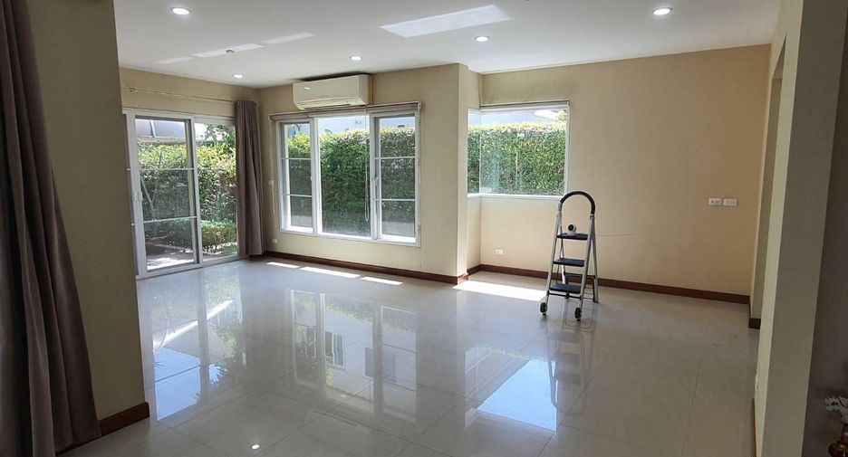 For sale 3 bedrooms house in Mueang Chiang Mai, Chiang Mai
