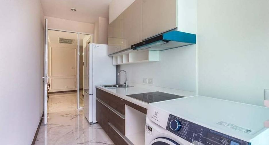 For sale 2 bedrooms condo in Bang Rak, Bangkok