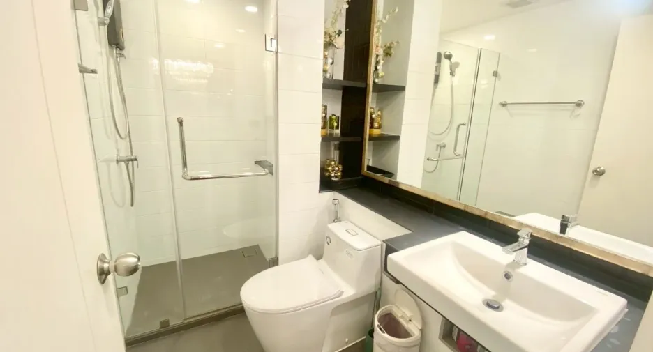 For sale 2 bedrooms condo in Mueang Chiang Mai, Chiang Mai
