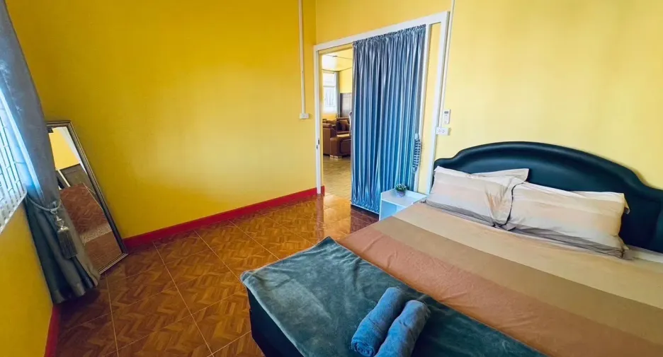For rent 5 bedrooms villa in Hua Hin, Prachuap Khiri Khan